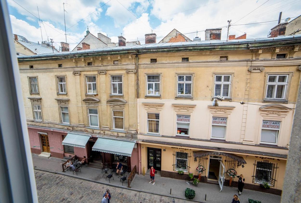 Апартаменти На Площі Ринок З Новим Сучасним Ремонтом Lviv Ngoại thất bức ảnh
